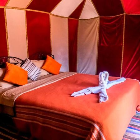 Bedouin Desert Camp Мерцуга Екстериор снимка