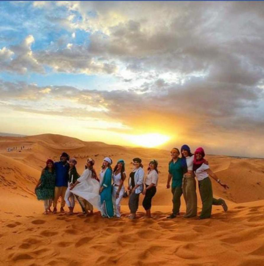 Bedouin Desert Camp Мерцуга Екстериор снимка