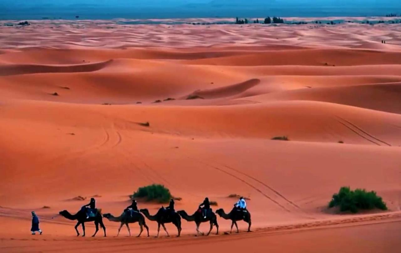 Bedouin Desert Camp Мерцуга Екстериор снимка