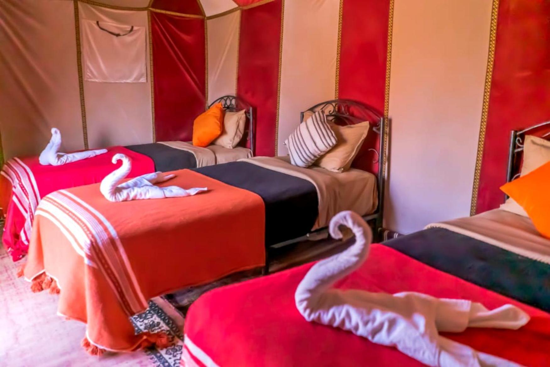 Bedouin Desert Camp Мерцуга Екстериор снимка